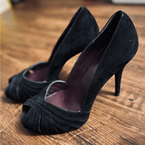 Stuart Weitzman Shoes - Stuart weitzman peep toe pumps 7.5